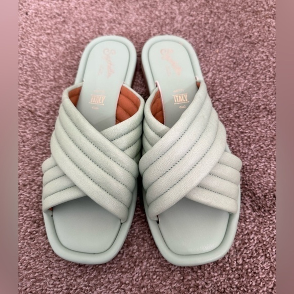 Seychelles Women's Word For Word Slide Sandal Size 8